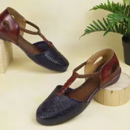 Women Perforated Slip-On Sandals-image-30