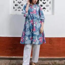 Women Floral Print Regular Fit Tunic-image-18