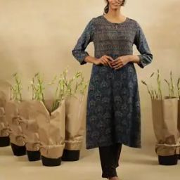 W x Folksong Women Printed Straight Kurta-image-2