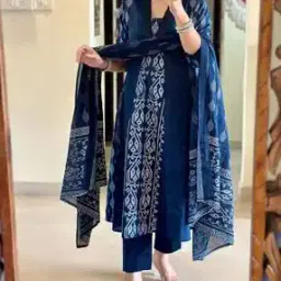 Women Printed Anarkali Kurta Suit Set-image-10