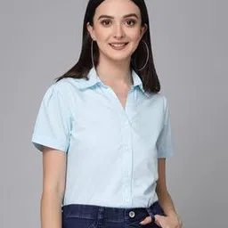 Spread-Collar Shirt with Button-Down Detail-image-33
