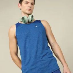 Men Colourblock Regular Fit Vest with Round Neck-image-43