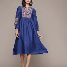 Mizuki Midi Dress-image-40