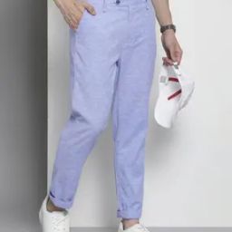 Men Heathered Slim Fit Flat-Front Chinos-image-4