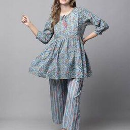 Leaf Print 2-Piece Nightsuit Set-image-75