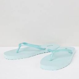 Solid T-strap Flip-Flops-3
