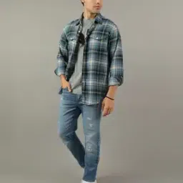 Men Checked Regular Fit Shirt with Buttoned Flap Pockets-image-38