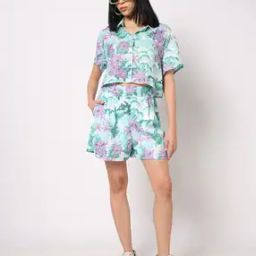 Women Floral Print Shorts with Insert Pockets-image-61