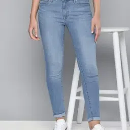 levi's Women Lightly Washed Skinny Fit Jeans-picture-28