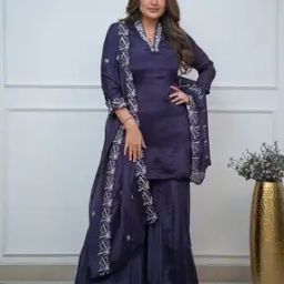 Women Embroidered Straight Kurta Suit Set-picture-23