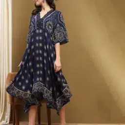 Women Printed Flared Kurta-image-34