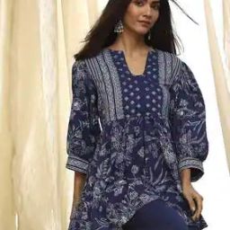 Women Floral Print Top & Pants Set-image-31