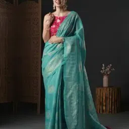 Women Floral Print Saree with Contrast Border-image-63