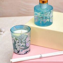 Aura Scented Candle with Fragrance-image-1