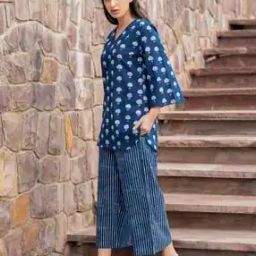 Women Floral Print Straight Kurta with Pants-image-61
