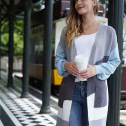 Women Colourblock Relaxed Fit Front-Open Shrug-image-23