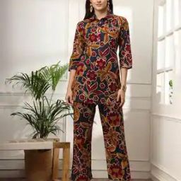 Women Floral Print Kurta with Pants-image-23