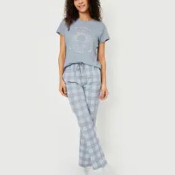 Women Top And Pyjamas Set-image-31