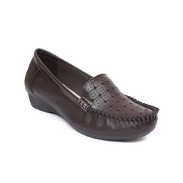 Zoom Shoes Women Textured Lightweight Comfort Insole Leather Loafers-50