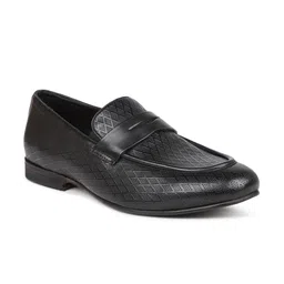 ATESBER by Inc.5 Men Black Textured Leather Formal Loafers-image-78