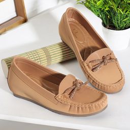 Carlton London Women Round Toe Lightweight Loafers-picture-50