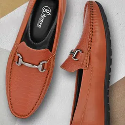 Guava Men Tan Loafers-picture-16