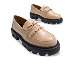 Shoetopia Girls Bow Detail Heeled Lightweight Loafers-image-76