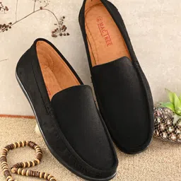 Mactree Men Black Suede Loafers-picture-55