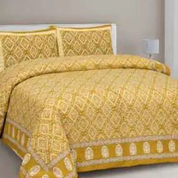 Floral Print King-Size Bedsheet with Pillow Covers-image-29