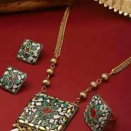 Women Stone-Studded Multi-Piece Jewellery Set-12