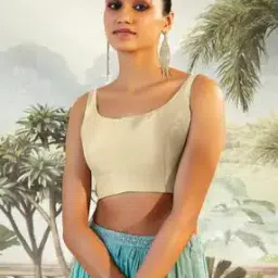 Solid Back Open Sleeveless Blouse-image-26