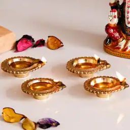 Set of 4 Auspicious Handcrafted Brass Diya-25