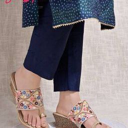 Women Embroidered Round-Toe Wedges-image-16
