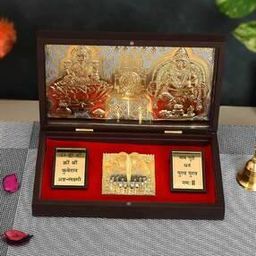 Gold-Plated Charan Paduka Box-image-56