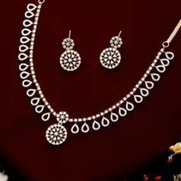 Women Gold Toned Stones Studded Jewellery Set        -image-57