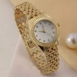 Women Round-Dial Analogue Watch-image-92