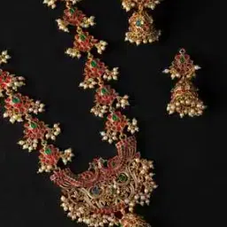 Women Stone-Studded Necklace & Earrings Set-image-83