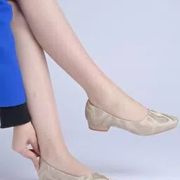 Women Almond-Toe Slip-On Sandals -image-8