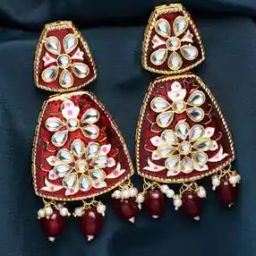 Gold-Plated Kundan-Studded Drop Earring-image-54
