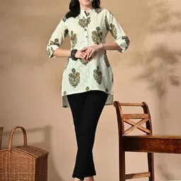 Cayman Floral Print Cotton High-Low Top-image-64