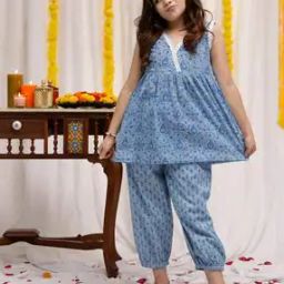 Girls Printed Kurta & Pants Set-image-8
