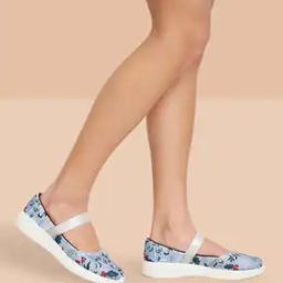 Floral Print Slip-On Shoes-image-9