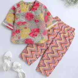 Women Floral Print 2-Piece Top with Pants-image-15