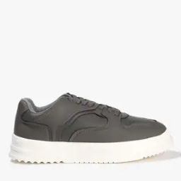 Men Low-Top Lace-Up Sneakers-11