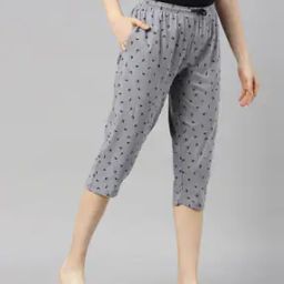 Women Printed Regular Fit Capris-image-70