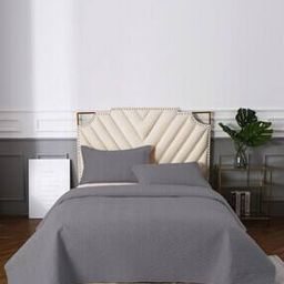 Quilted Double Bedcover with Pillow Covers-19
