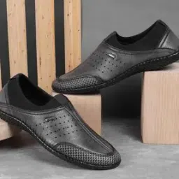 Men Slip-on Shoes-image-44