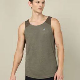 Men Colour-block Sleeveless Vest-image-46