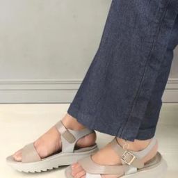 Women Slingback Stilettos with Stitch Detail-picture-12