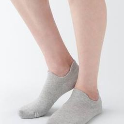 Right Angle Low-Rise Sneaker Socks with Grip Tab-image-52